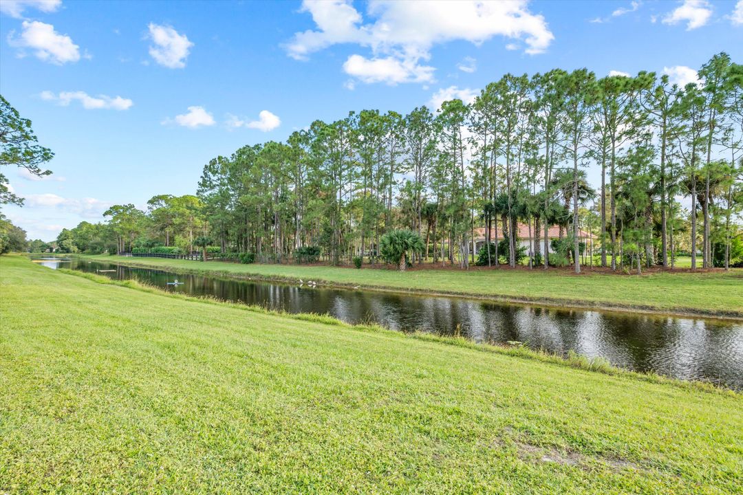 En Venta: $4,299,000 (4 camas, 4 baños, 2933 Pies cuadrados)