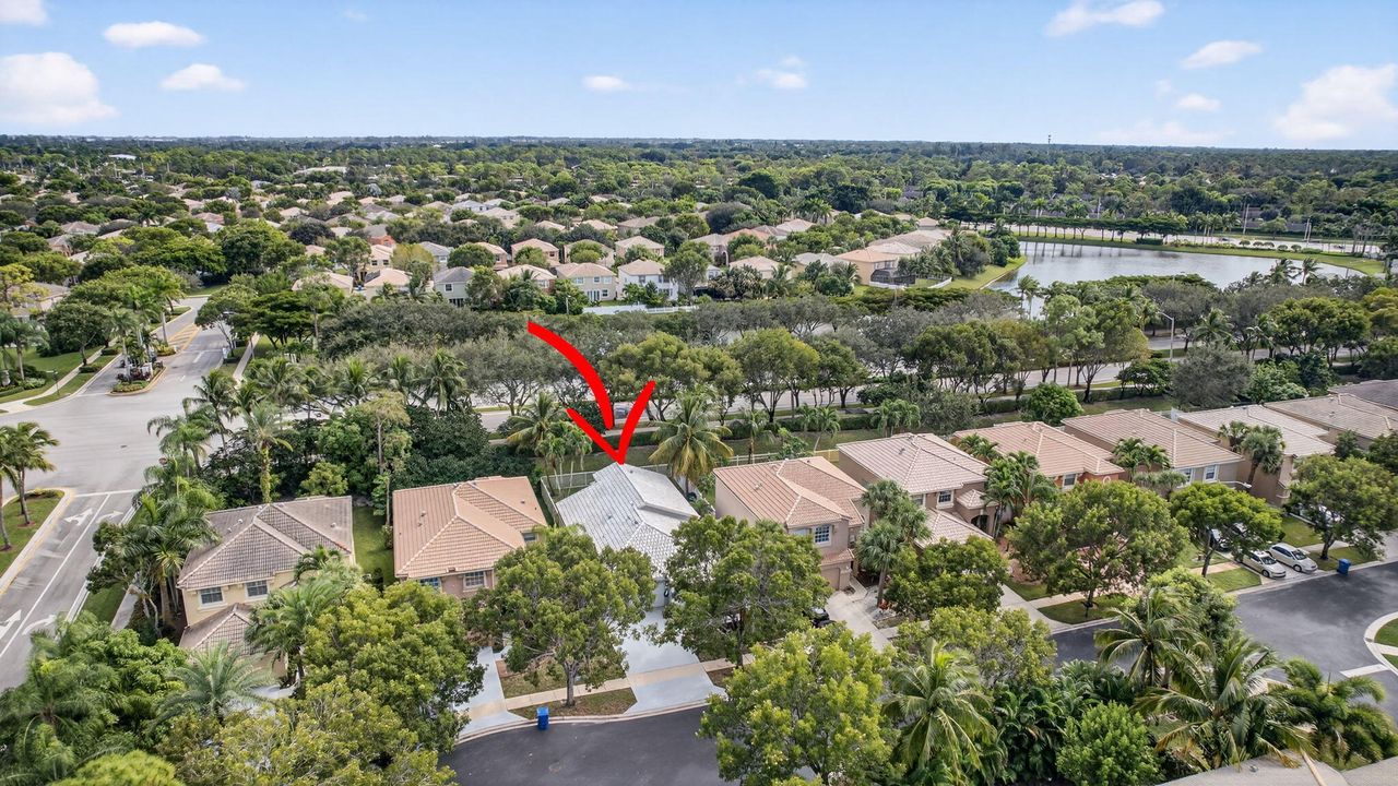 Под контрактом: $3,000 (4 спален, 2 ванн, 1611 Квадратных фут)