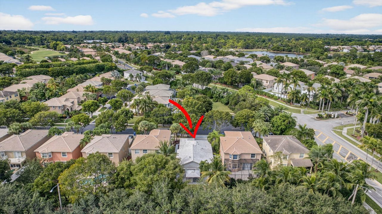 Под контрактом: $3,000 (4 спален, 2 ванн, 1611 Квадратных фут)