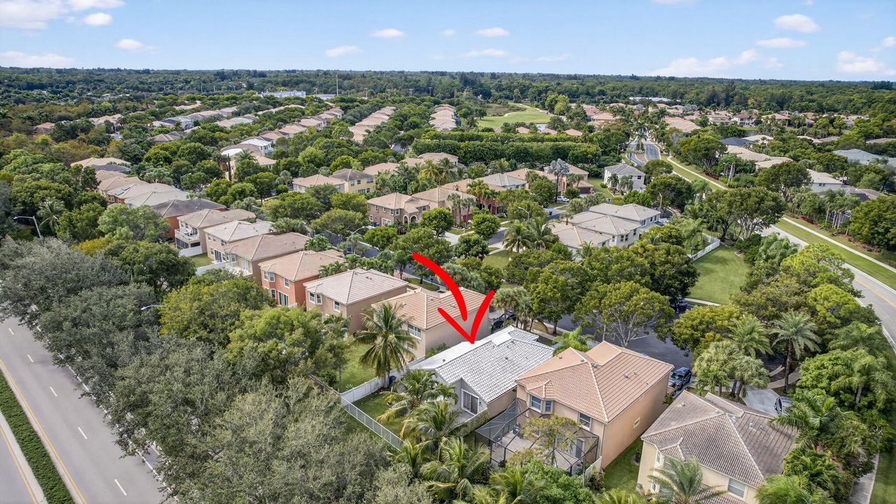 Под контрактом: $3,000 (4 спален, 2 ванн, 1611 Квадратных фут)