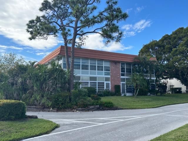 На продажу: $92,000 (1 спален, 1 ванн, 814 Квадратных фут)