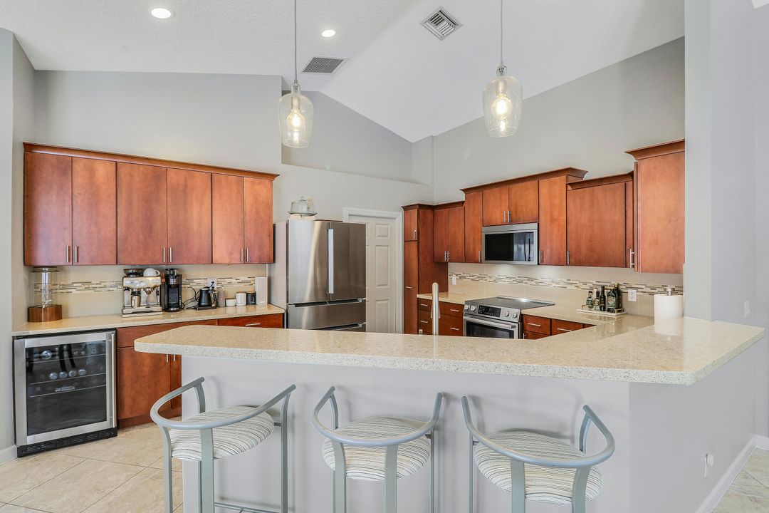 Active With Contract: $799,000 (3 beds, 2 baths, 1919 Square Feet)