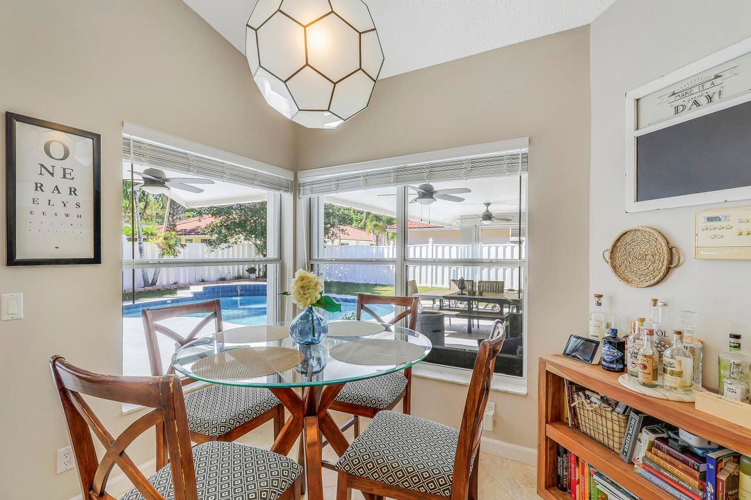 Active With Contract: $799,000 (3 beds, 2 baths, 1919 Square Feet)