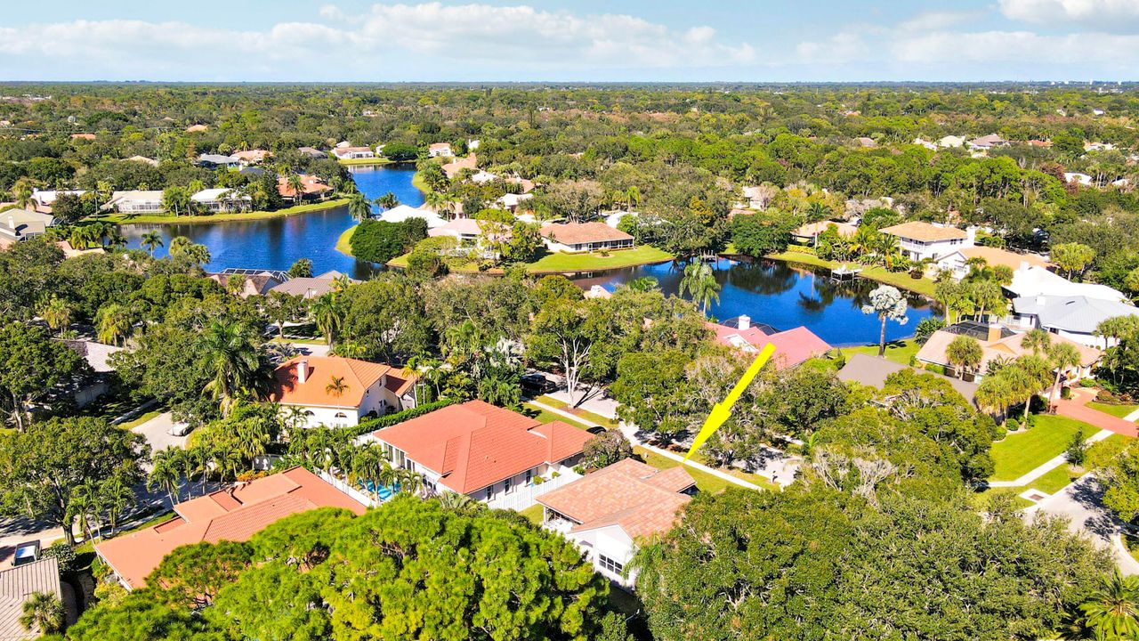 Active With Contract: $799,000 (3 beds, 2 baths, 1919 Square Feet)