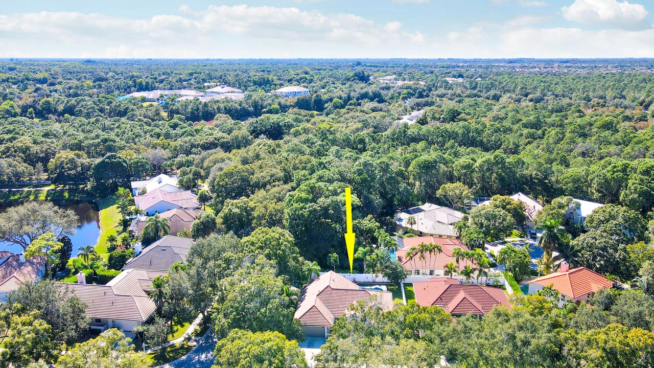 Active With Contract: $799,000 (3 beds, 2 baths, 1919 Square Feet)