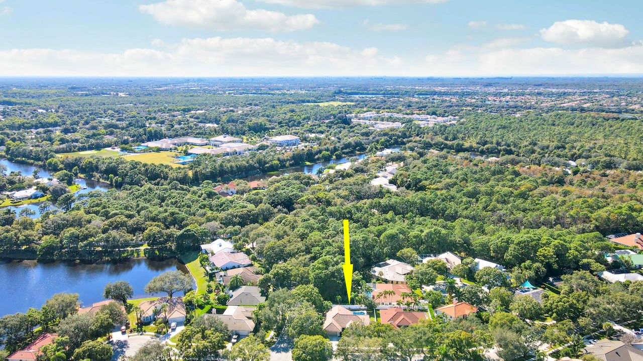 Active With Contract: $799,000 (3 beds, 2 baths, 1919 Square Feet)