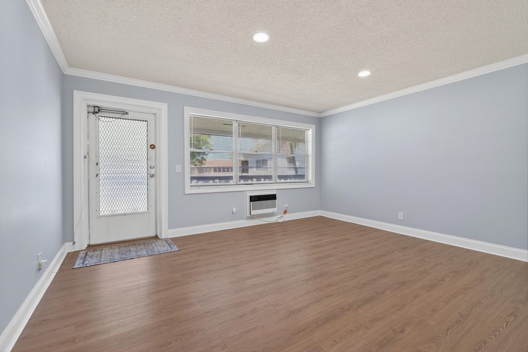 En Venta: $114,700 (1 camas, 1 baños, 570 Pies cuadrados)