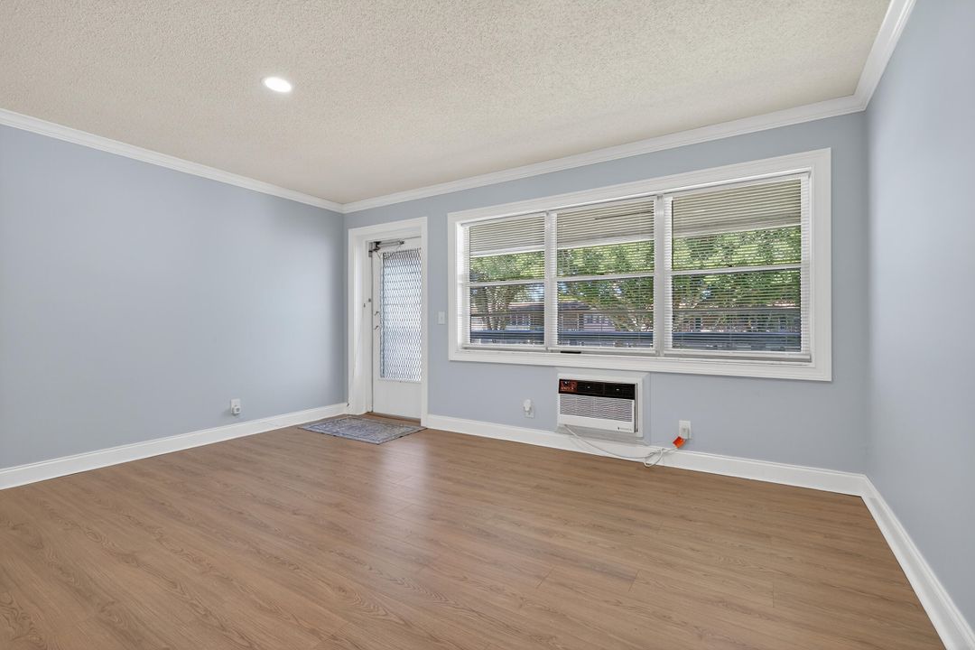 En Venta: $114,700 (1 camas, 1 baños, 570 Pies cuadrados)