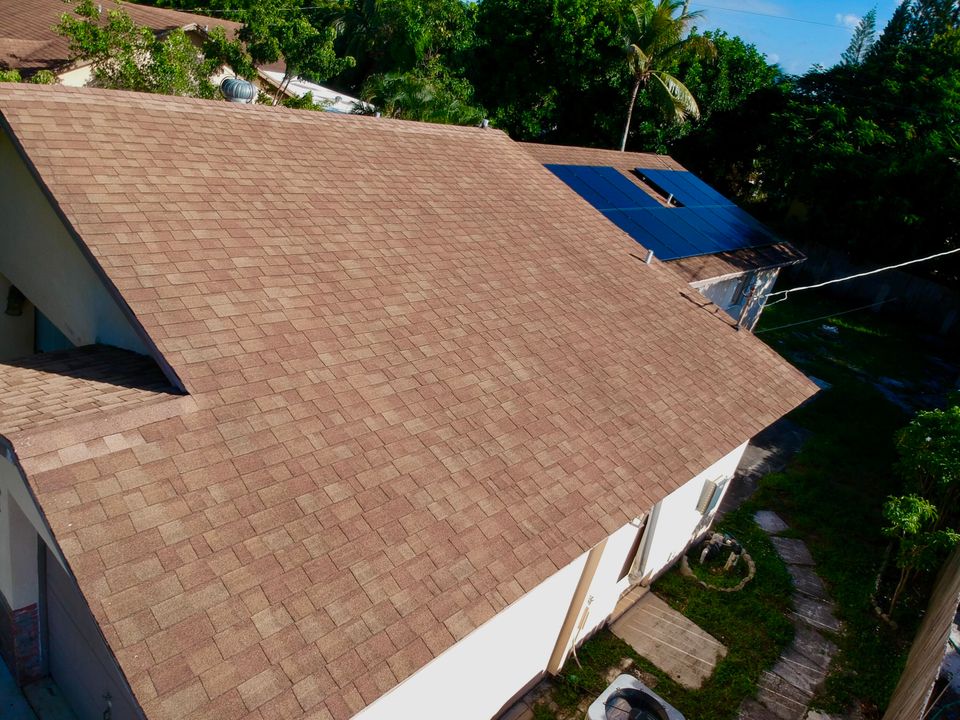 Active With Contract: $355,000 (3 beds, 2 baths, 1401 Square Feet)