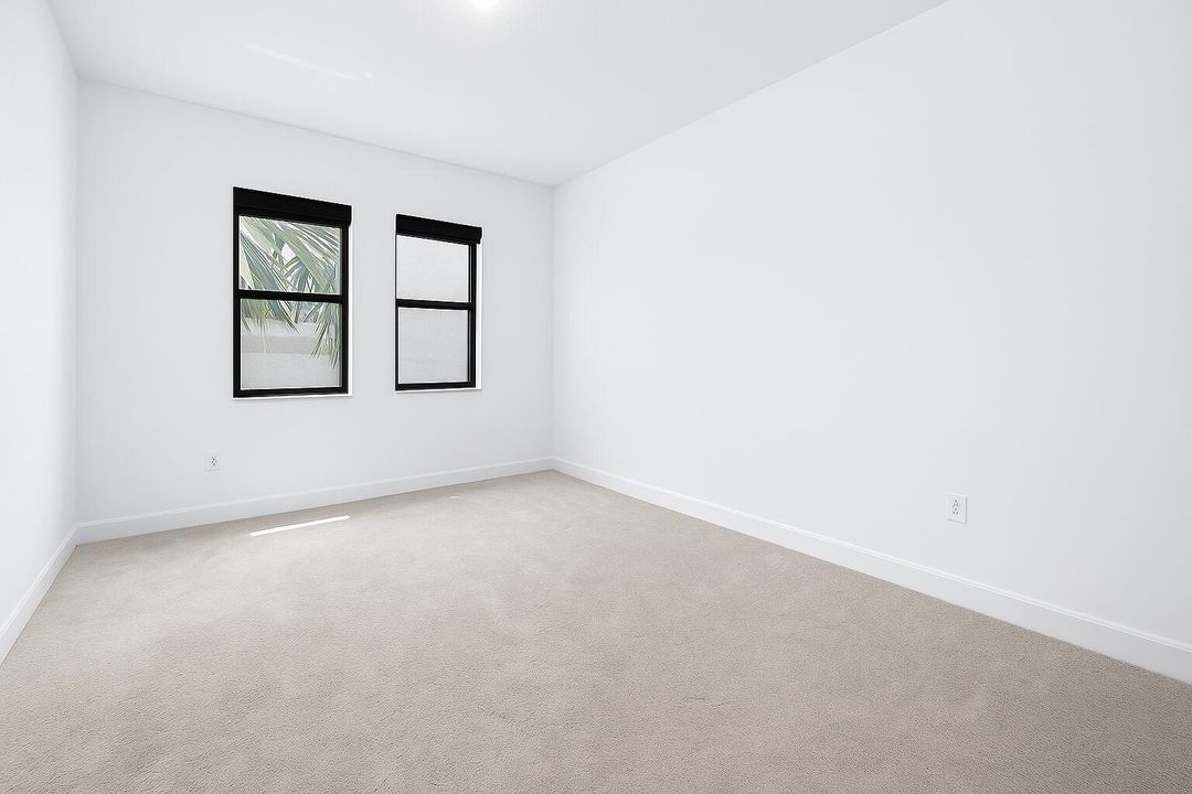 For Rent: $12,500 (5 beds, 7 baths, 4605 Square Feet)