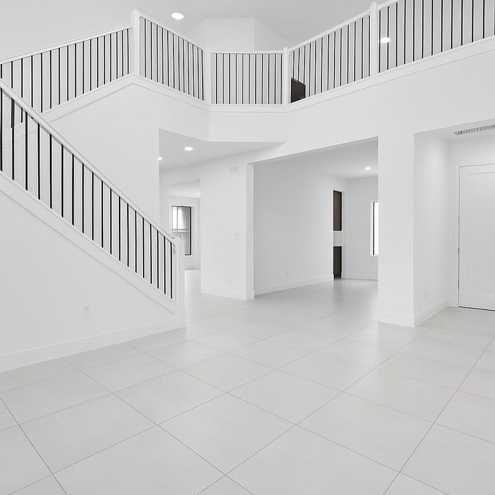 For Rent: $12,500 (5 beds, 7 baths, 4605 Square Feet)