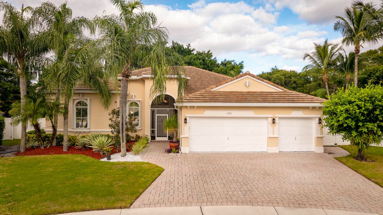 待售: $824,900 (5 贝兹, 3 浴室, 3080 平方英尺)