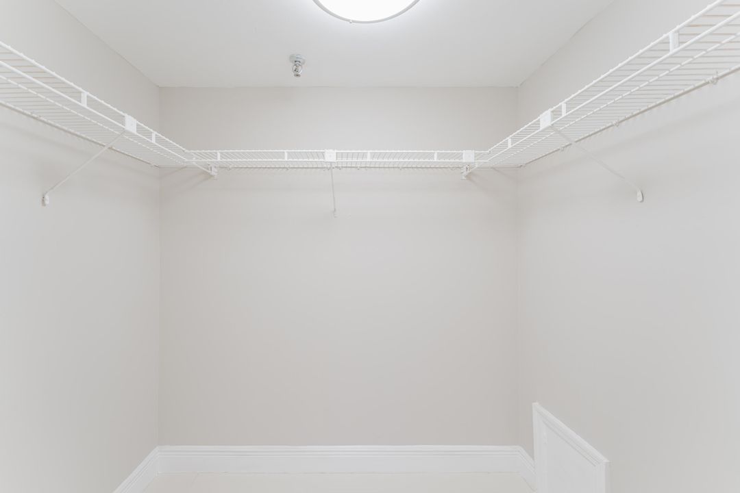 For Rent: $3,450 (2 beds, 2 baths, 1315 Square Feet)