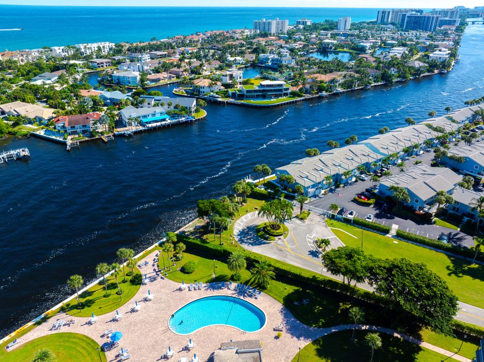 For Rent: $3,450 (2 beds, 2 baths, 1315 Square Feet)