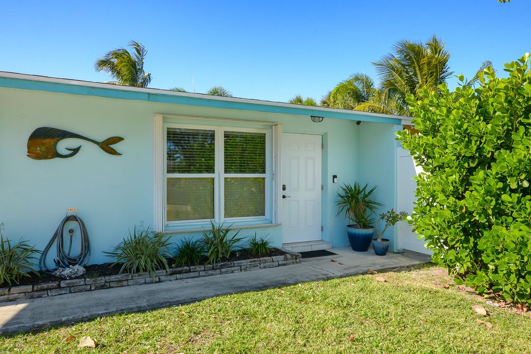 В аренду: $3,800 (2 спален, 1 ванн, 783 Квадратных фут)