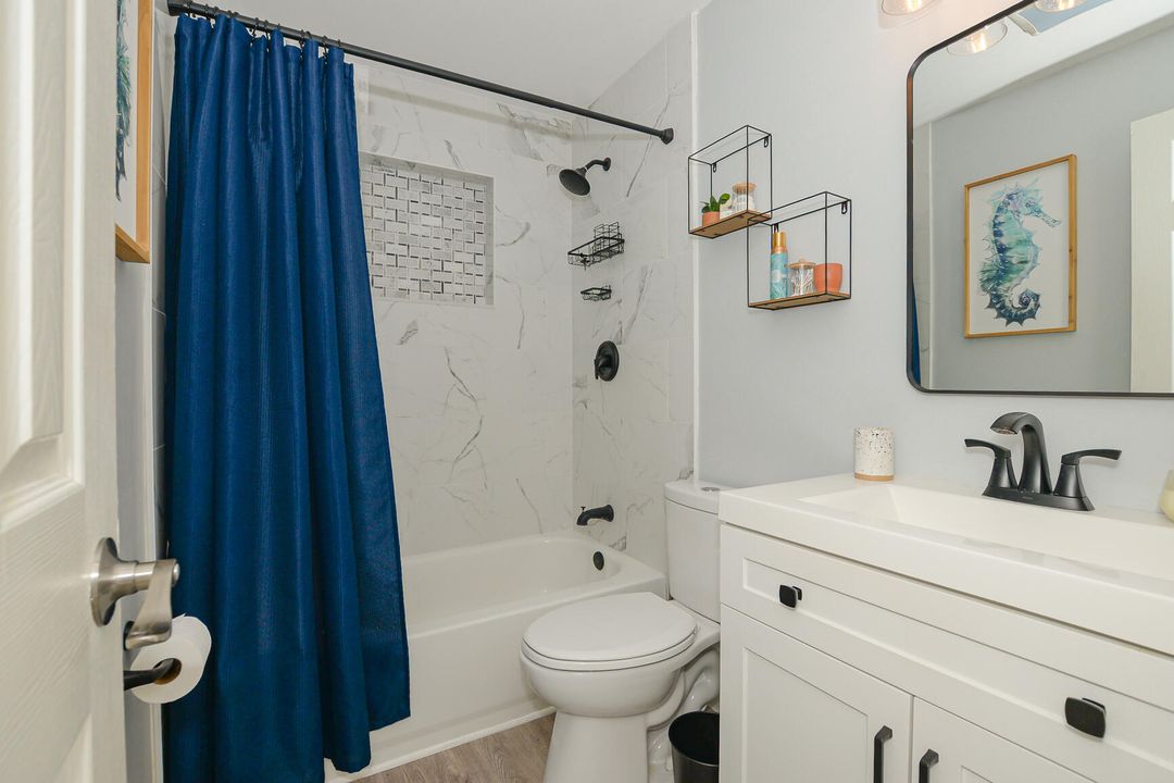 В аренду: $3,800 (2 спален, 1 ванн, 783 Квадратных фут)