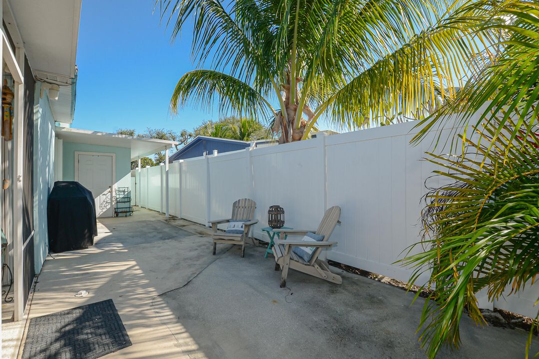 В аренду: $3,800 (2 спален, 1 ванн, 783 Квадратных фут)