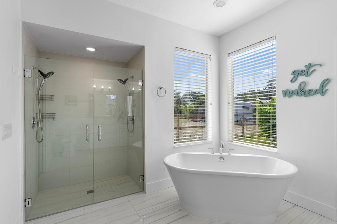 For Sale: $1,150,000 (5 beds, 3 baths, 2955 Square Feet)