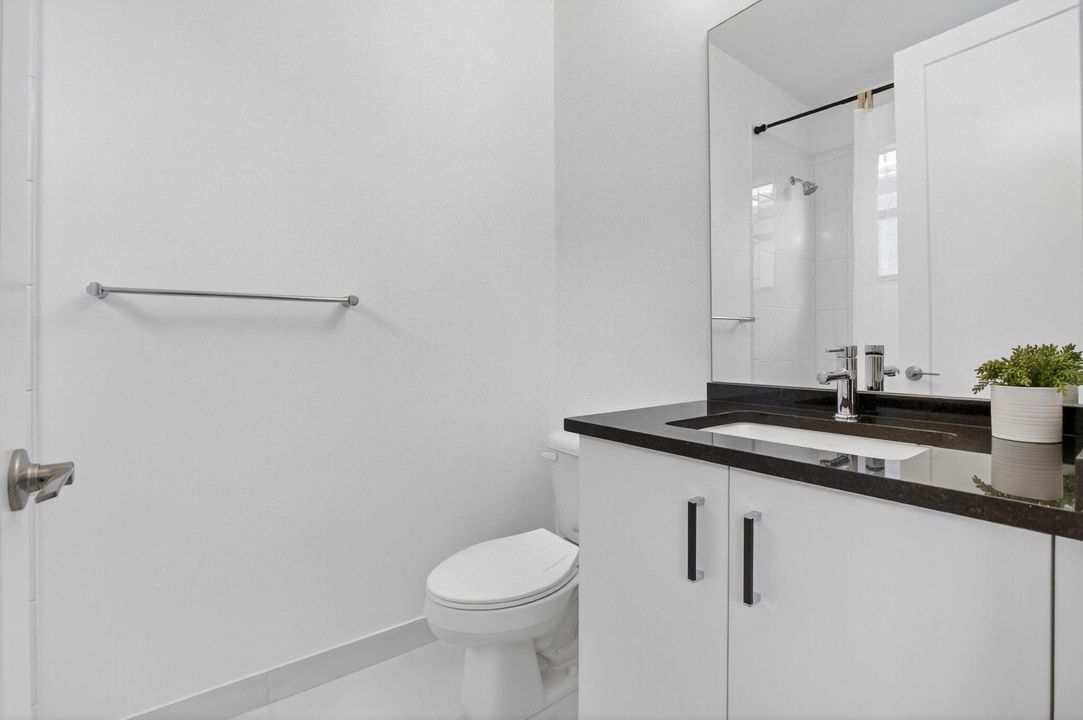 For Rent: $12,500 (5 beds, 7 baths, 4605 Square Feet)