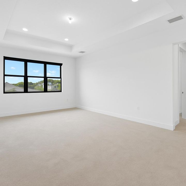 For Rent: $12,500 (5 beds, 7 baths, 4605 Square Feet)