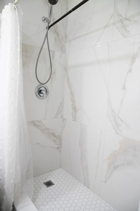 For Sale: $255,000 (2 beds, 2 baths, 980 Square Feet)