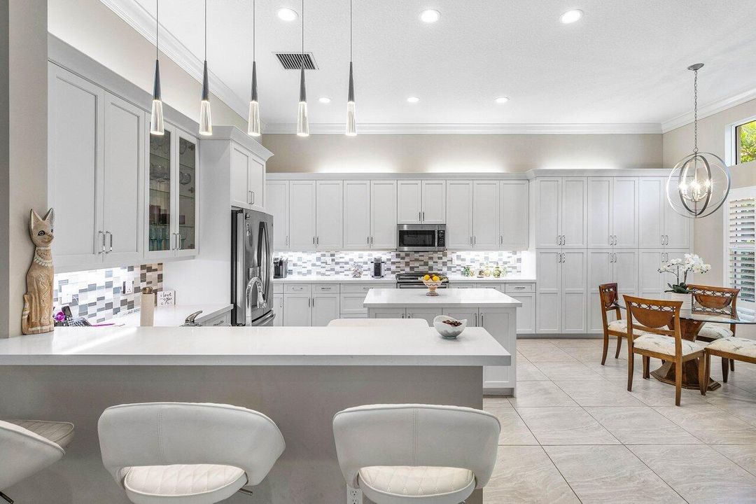 For Sale: $1,200,000 (4 beds, 3 baths, 2685 Square Feet)