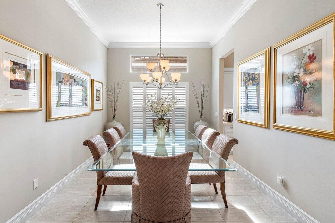 For Sale: $1,200,000 (4 beds, 3 baths, 2685 Square Feet)