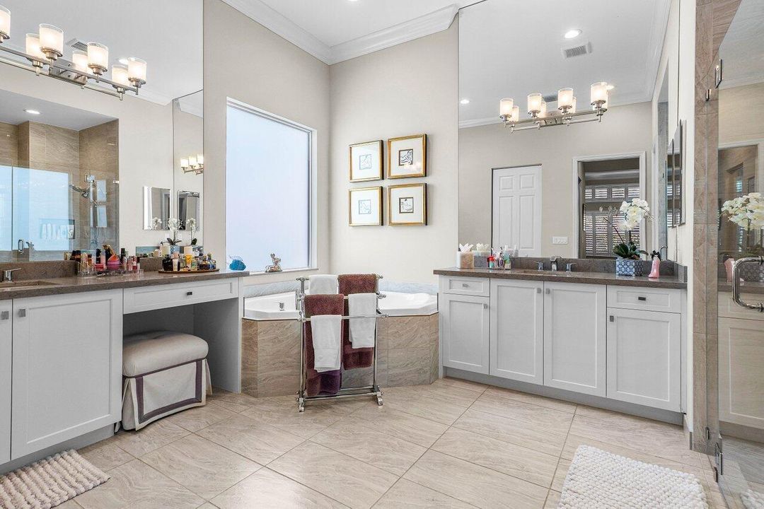 For Sale: $1,200,000 (4 beds, 3 baths, 2685 Square Feet)