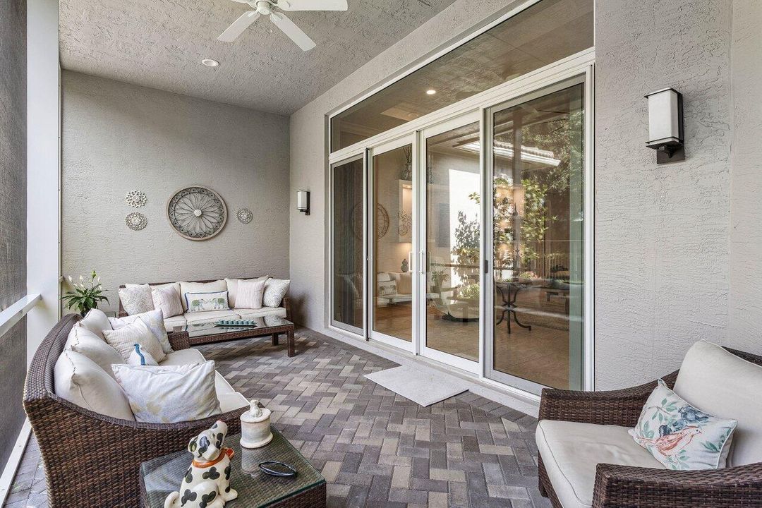 For Sale: $1,200,000 (4 beds, 3 baths, 2685 Square Feet)