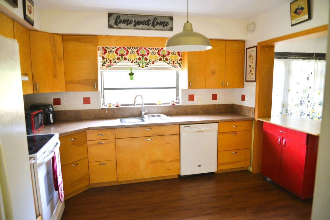 En Venta: $218,000 (2 camas, 2 baños, 1400 Pies cuadrados)