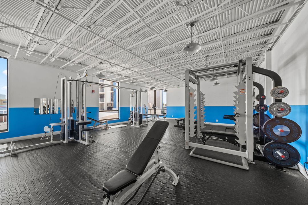 For Sale: $350,000 (2 beds, 2 baths, 1262 Square Feet)