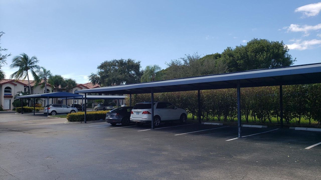 En Venta: $310,000 (2 camas, 2 baños, 1283 Pies cuadrados)