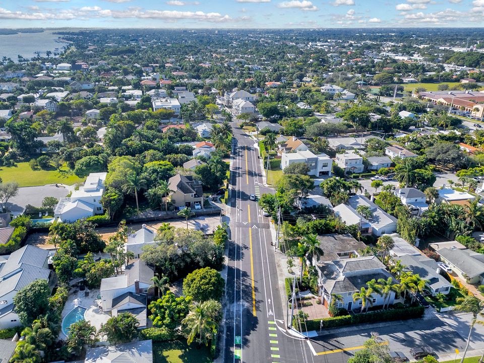 待售: $1,485,000 (0 贝兹, 0 浴室, 3058 平方英尺)