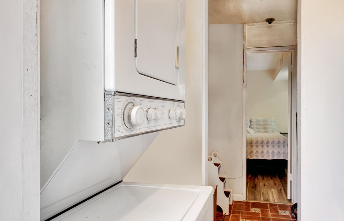 待售: $1,485,000 (0 贝兹, 0 浴室, 3058 平方英尺)