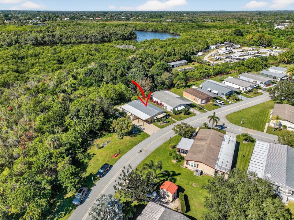 Active With Contract: $142,900 (2 beds, 2 baths, 1248 Square Feet)