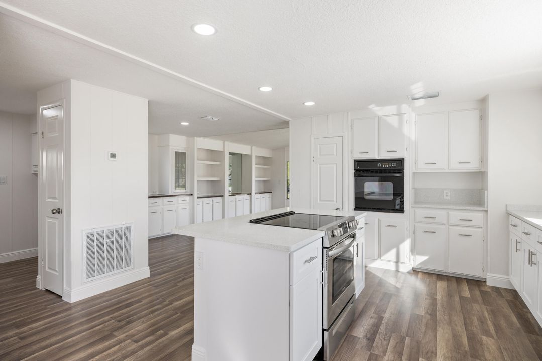 For Sale: $280,000 (2 beds, 2 baths, 1485 Square Feet)