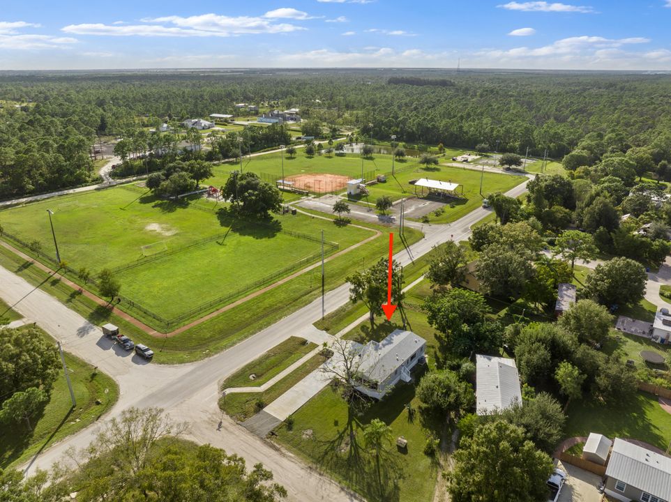 For Sale: $280,000 (2 beds, 2 baths, 1485 Square Feet)