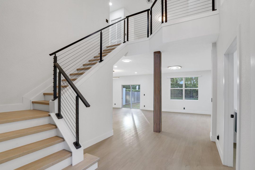 For Sale: $799,000 (4 beds, 3 baths, 2735 Square Feet)