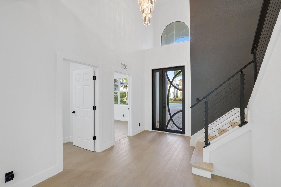 For Sale: $799,000 (4 beds, 3 baths, 2735 Square Feet)