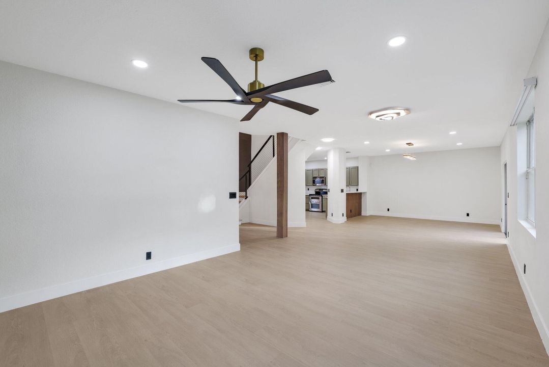 For Sale: $799,000 (4 beds, 3 baths, 2735 Square Feet)