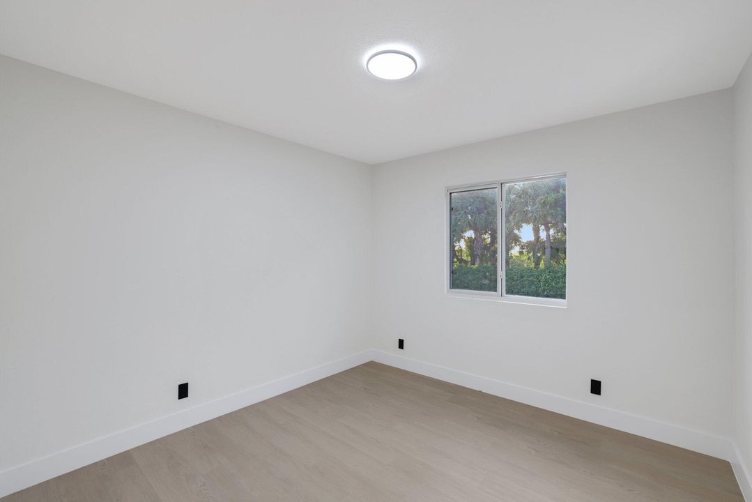 For Sale: $799,000 (4 beds, 3 baths, 2735 Square Feet)