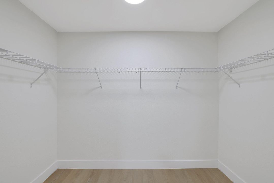 For Sale: $799,000 (4 beds, 3 baths, 2735 Square Feet)