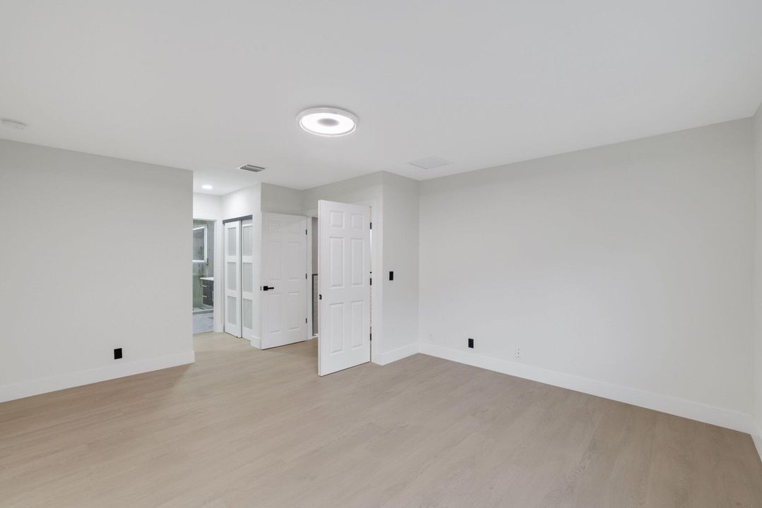 For Sale: $799,000 (4 beds, 3 baths, 2735 Square Feet)