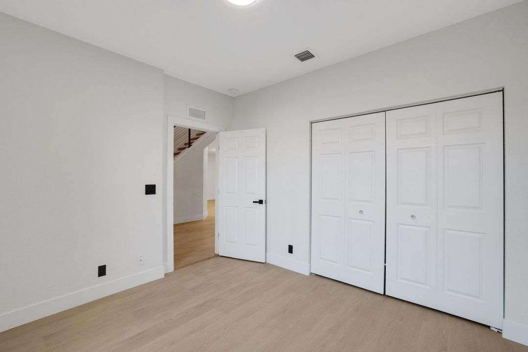 For Sale: $799,000 (4 beds, 3 baths, 2735 Square Feet)