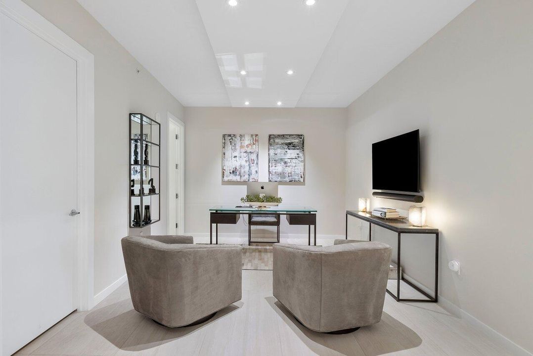 For Sale: $3,495,000 (3 beds, 3 baths, 2714 Square Feet)