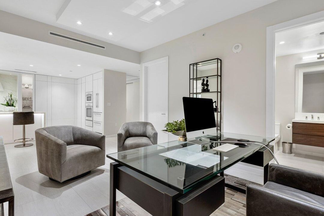 For Sale: $3,495,000 (3 beds, 3 baths, 2714 Square Feet)