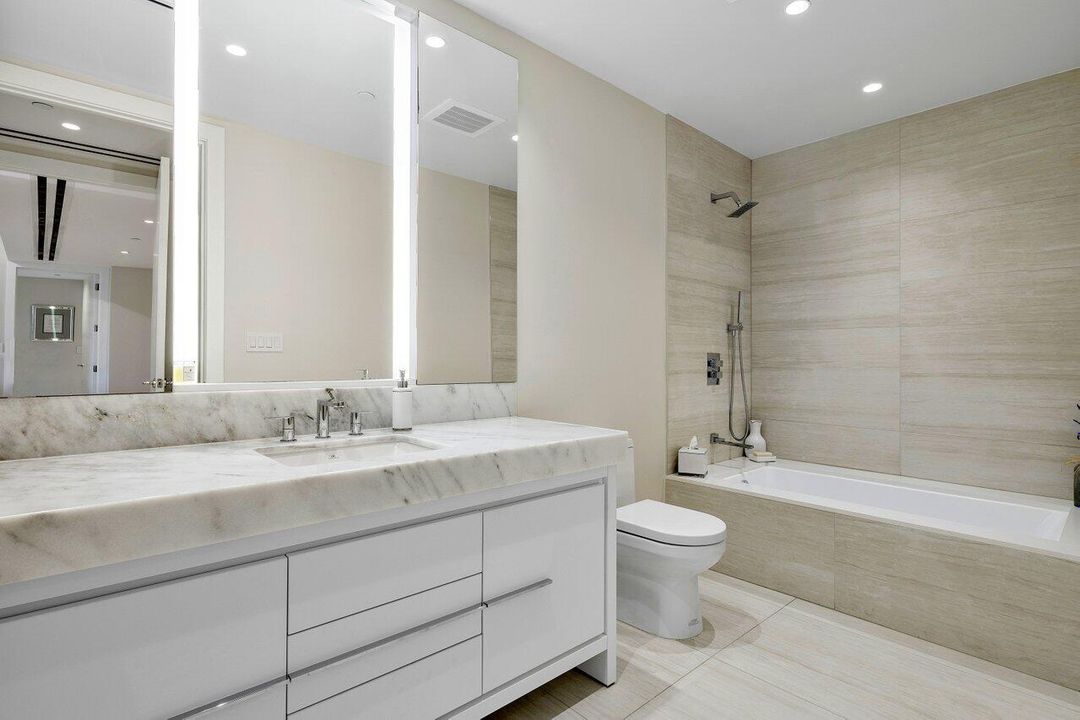 For Sale: $3,495,000 (3 beds, 3 baths, 2714 Square Feet)