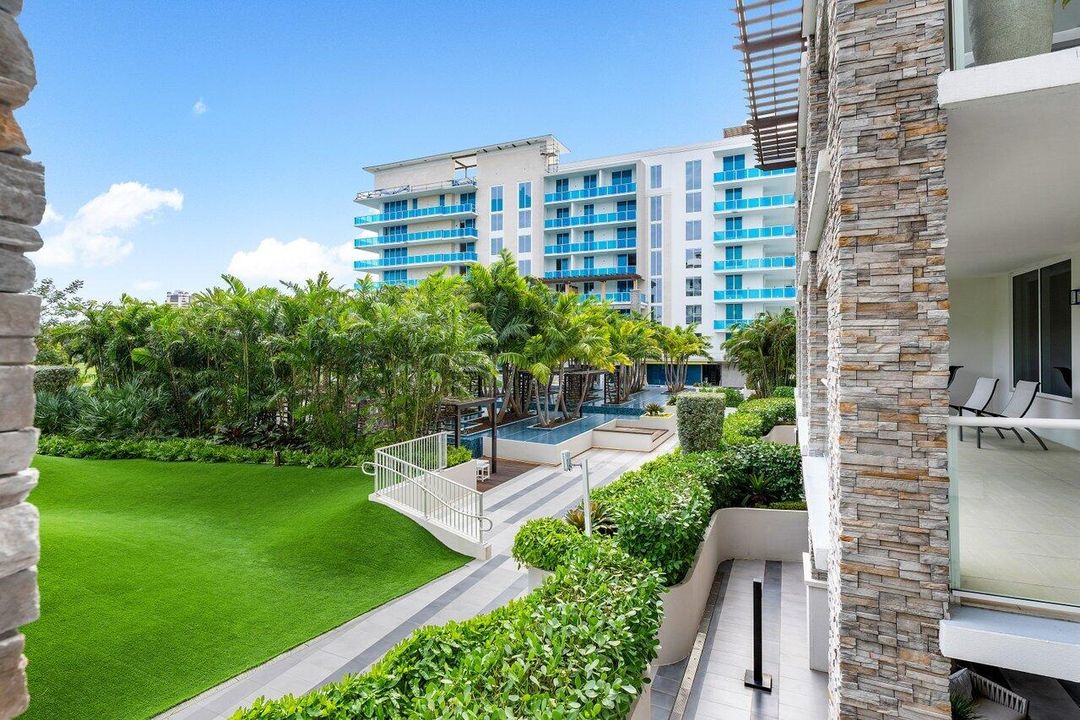 For Sale: $3,495,000 (3 beds, 3 baths, 2714 Square Feet)