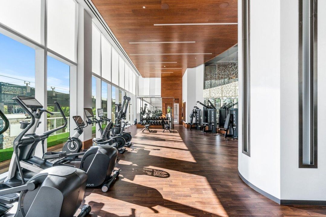 For Sale: $3,495,000 (3 beds, 3 baths, 2714 Square Feet)