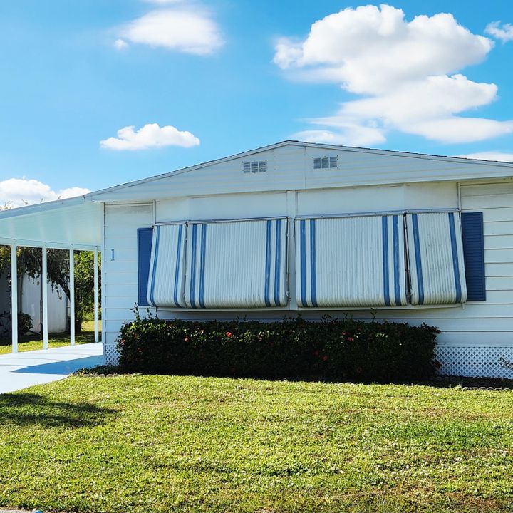 For Sale: $65,000 (2 beds, 2 baths, 1400 Square Feet)